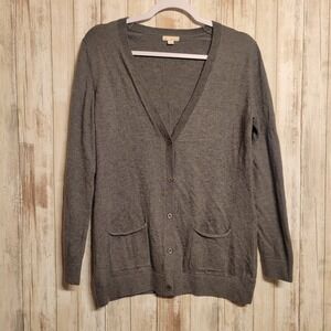 GAP Women's‎ M V Neck Button Down Cardigan In Classic Gray